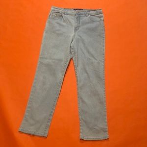 Gloria Vanderbilt Jeans